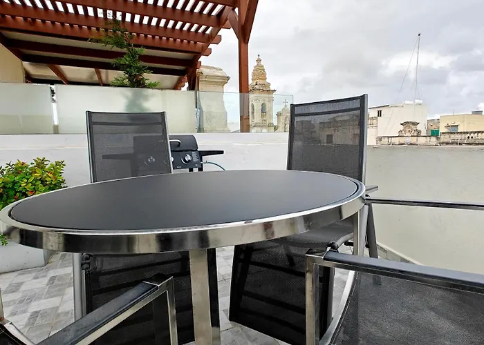 Fly Away With Terrace Tatil Evi