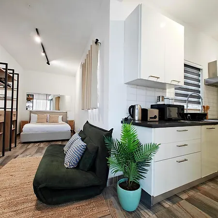 Fly Away With Terrace * Qormi