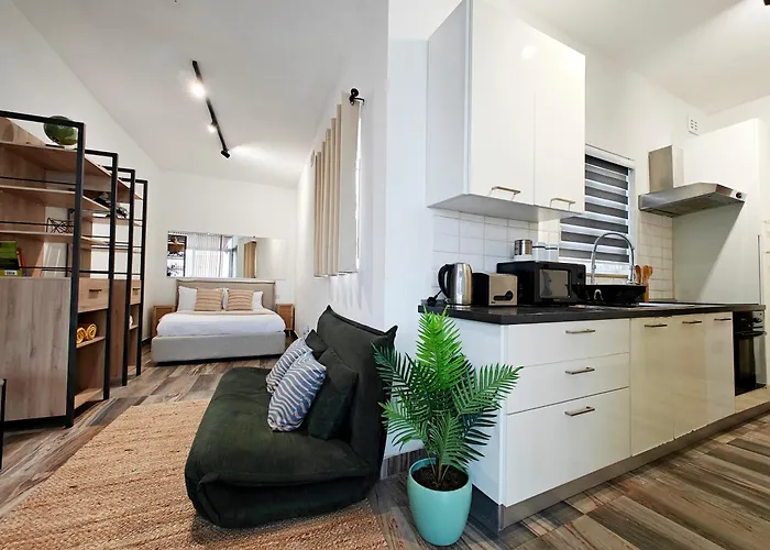 Fly Away With Terrace * Qormi